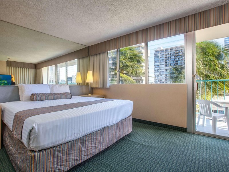 Aqua Aloha Surf Waikiki 21