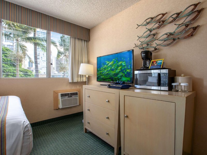 Aqua Aloha Surf Waikiki 22