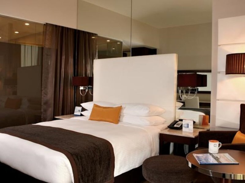 Centro Capital Centre 4