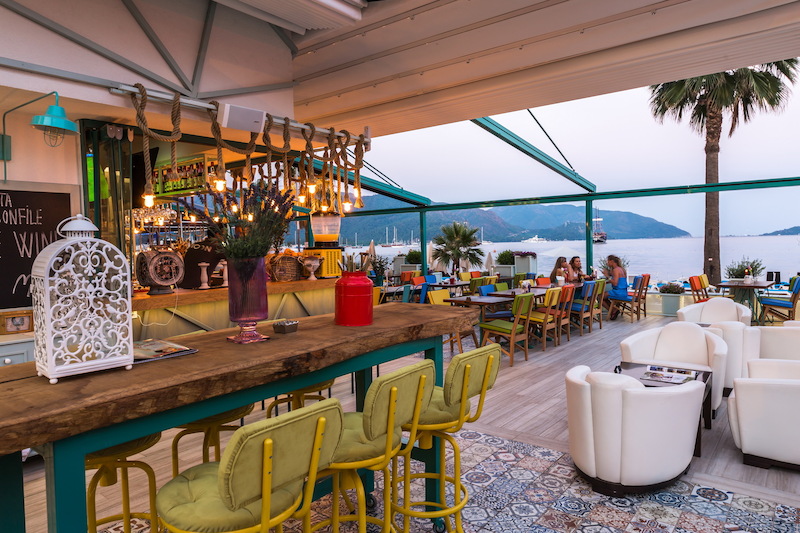 Honeymoon Beach Hotel 5