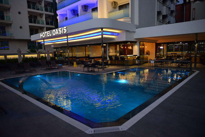 Oasis Hotel & Apartments 3