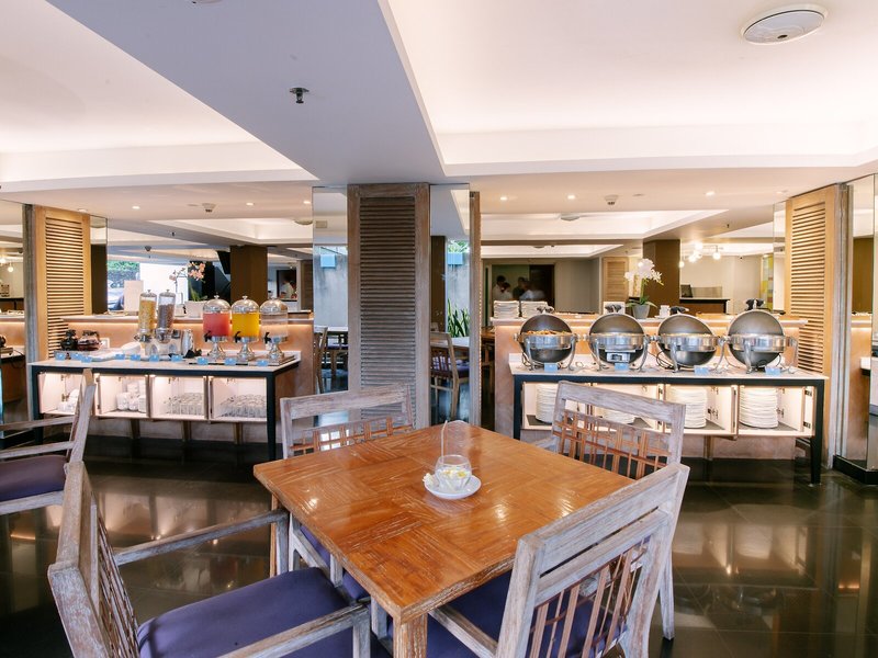 Best Western Kuta Beach 11 - Restaurant