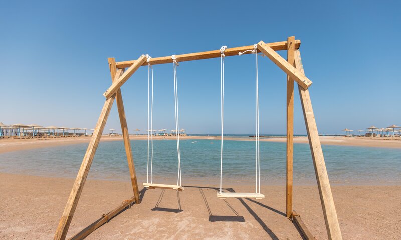 Long Beach Resort  7