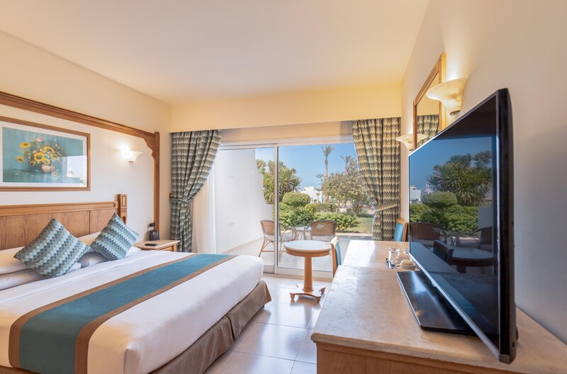 Long Beach Resort  86