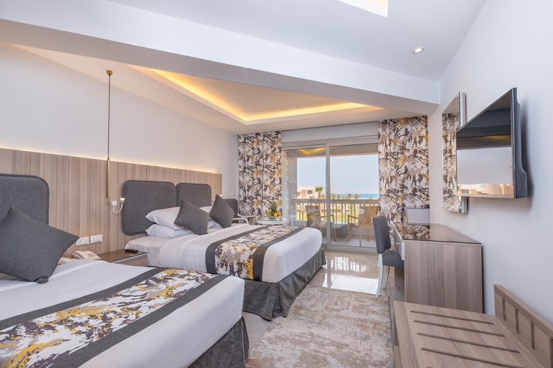 Long Beach Resort  92