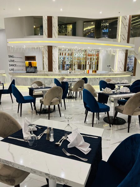 Long Beach Resort  143