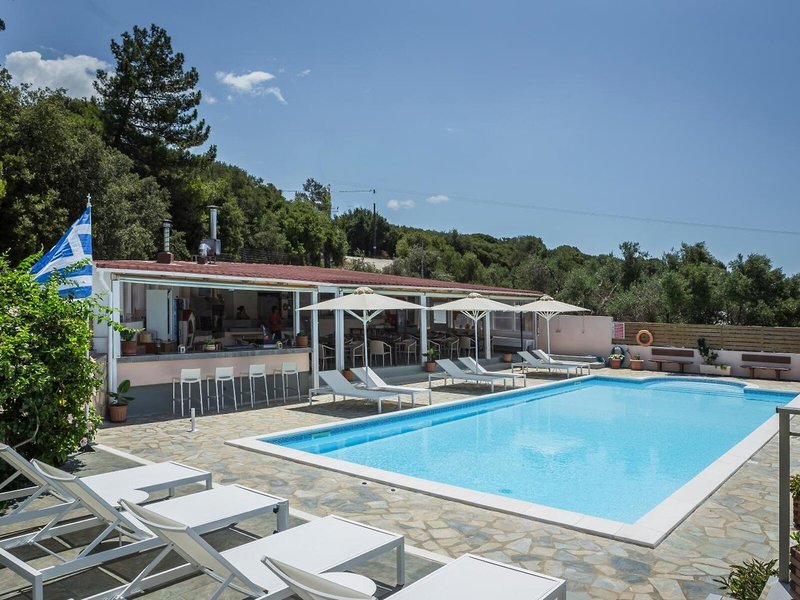 Panorama Fanari Studios & Apartments 18