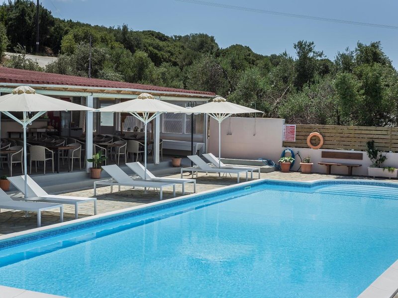 Panorama Fanari Studios & Apartments 22