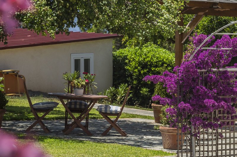 Panorama Fanari Studios & Apartments 5