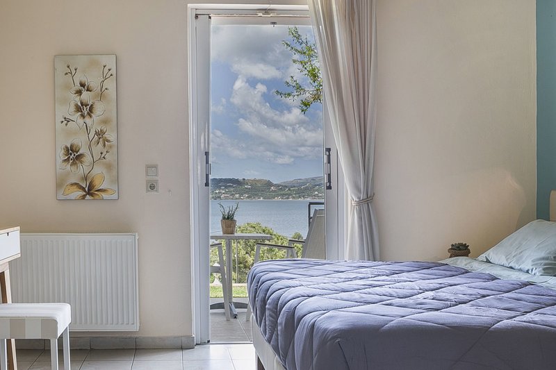 Panorama Fanari Studios & Apartments 7