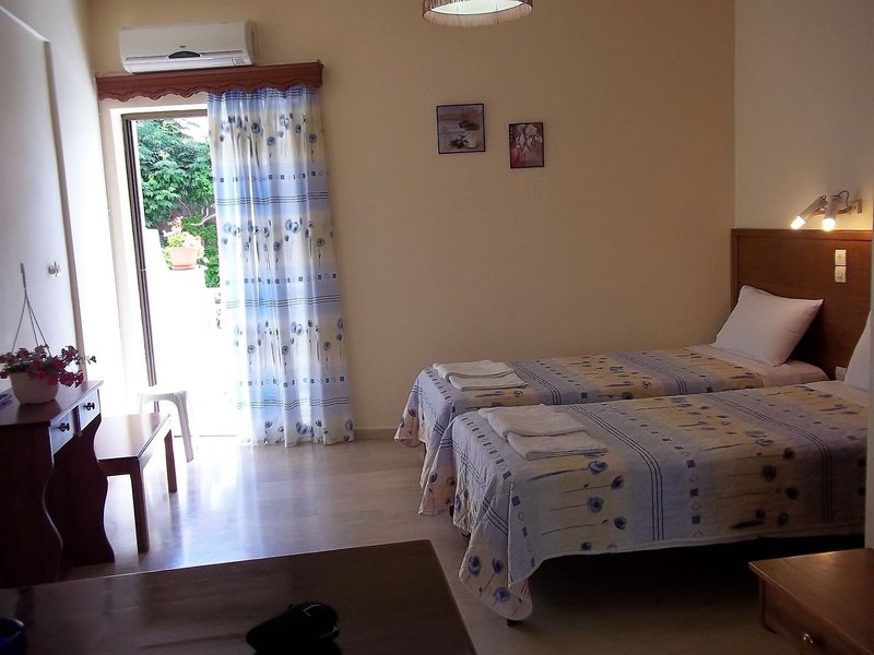Toulas Apartments 25