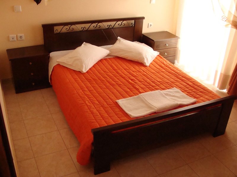 Toulas Apartments 37