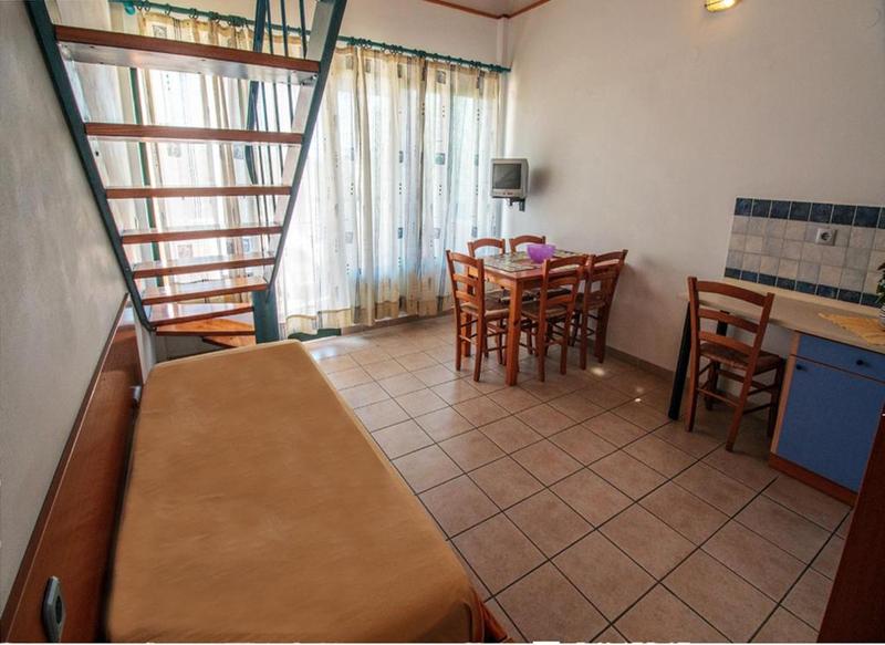 Nireas Studios & Apartments 5