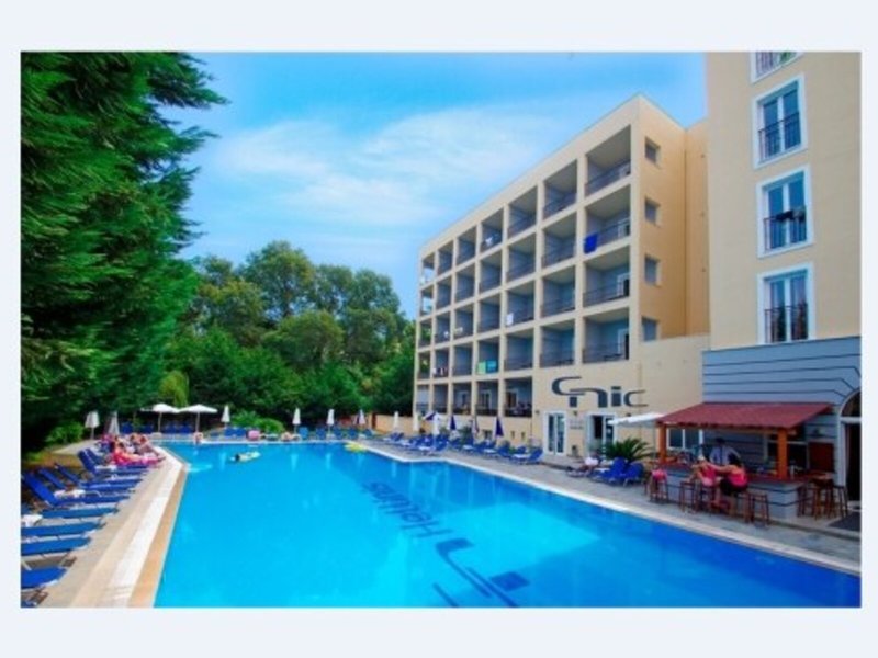 CNic Hellinis Hotel 8