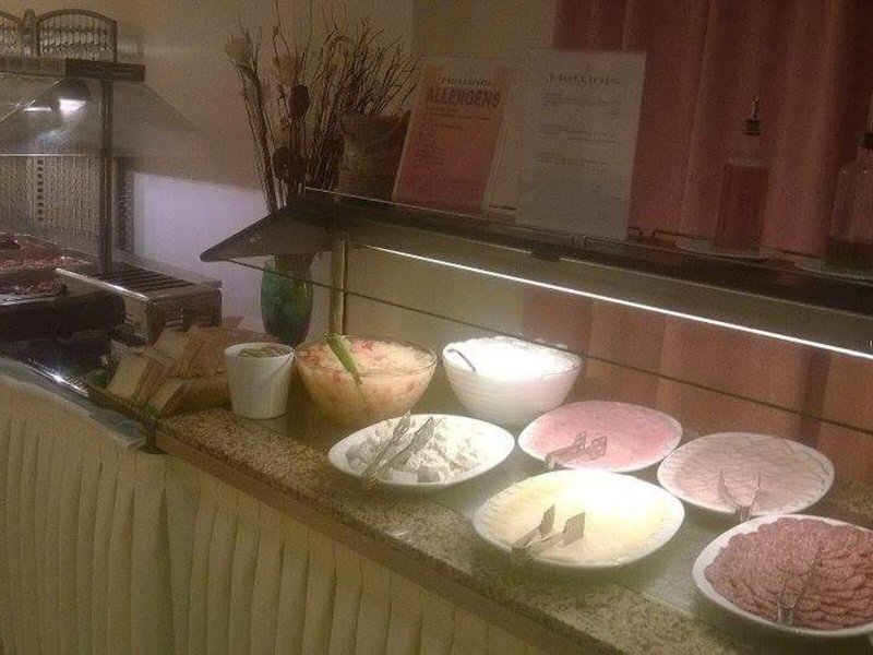 CNic Hellinis Hotel 13