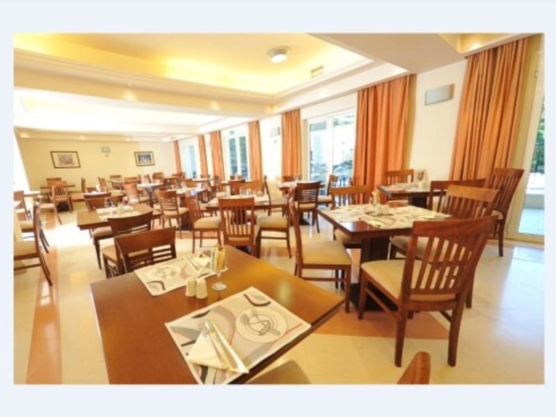 CNic Hellinis Hotel 21