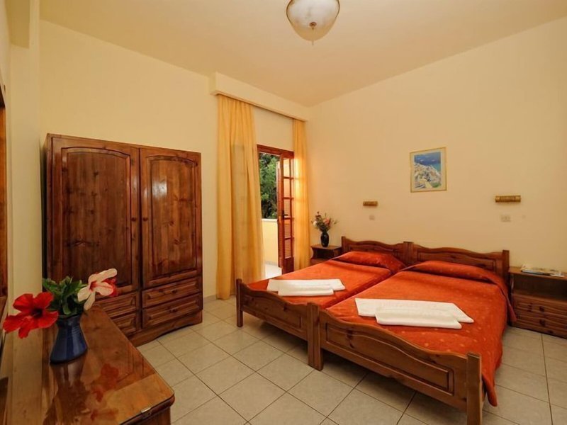 Maria Lambis Apartments 16
