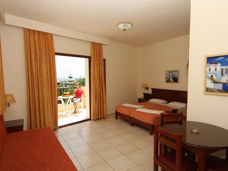 Maria Lambis Apartments 19
