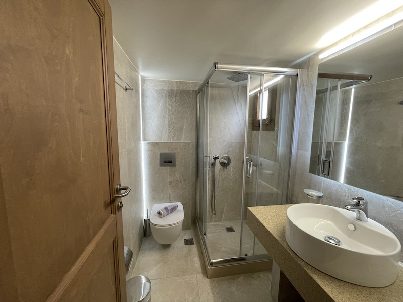 Maria Lambis Apartments 6