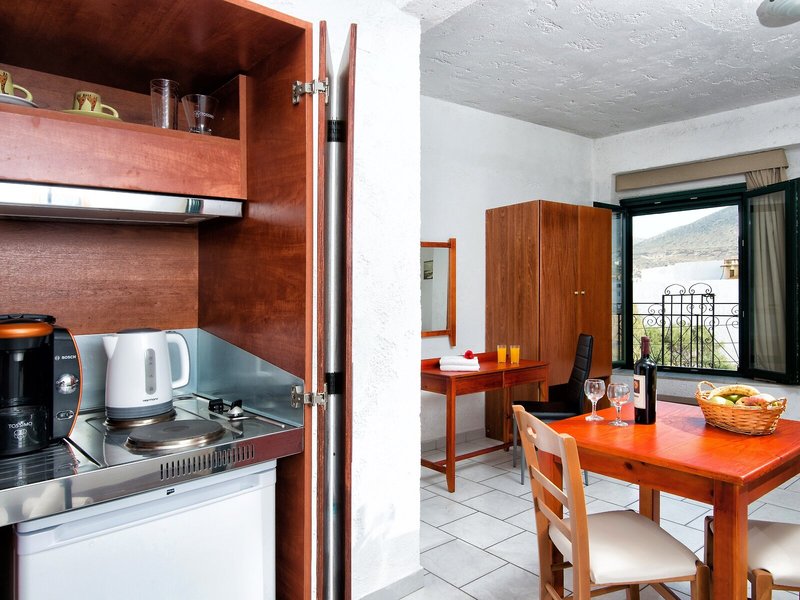 Erofili Apartments 8