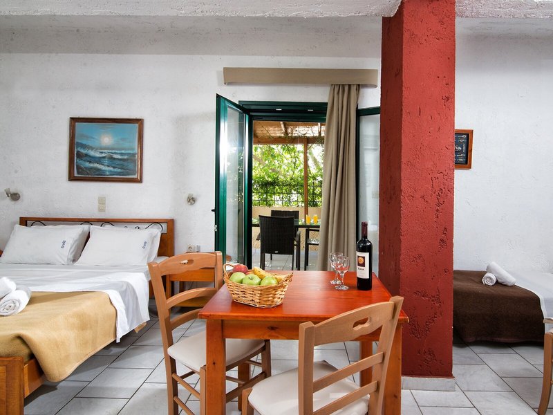 Erofili Apartments 13