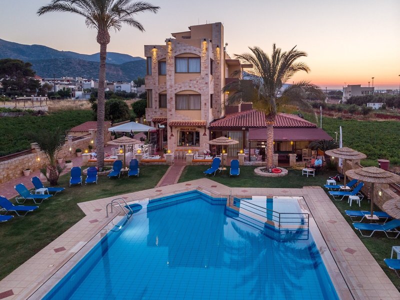 Danelis Studios & Apartments 3