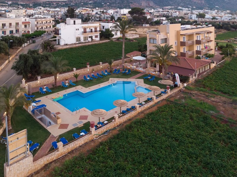 Danelis Studios & Apartments 11