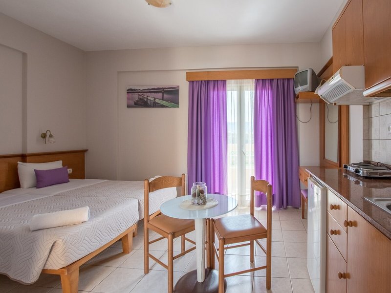 Danelis Studios & Apartments 26