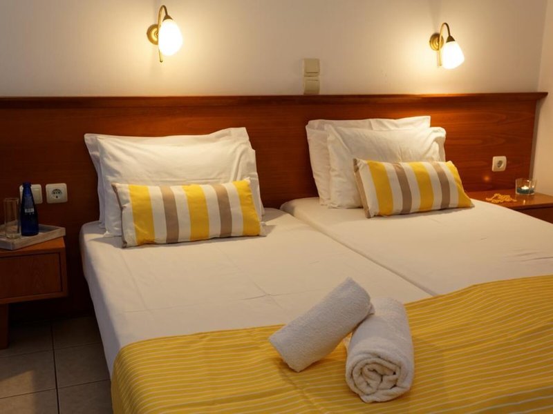 Danelis Studios & Apartments 36