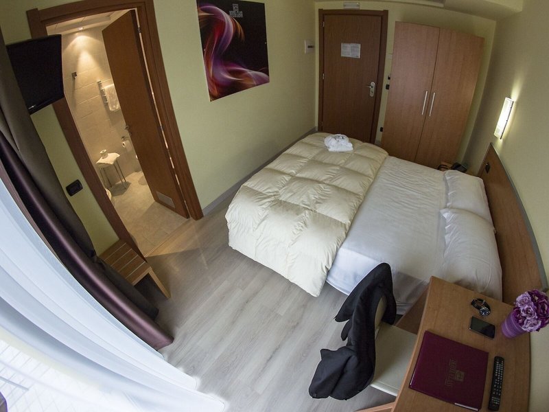 Best Western Hotel Class 19