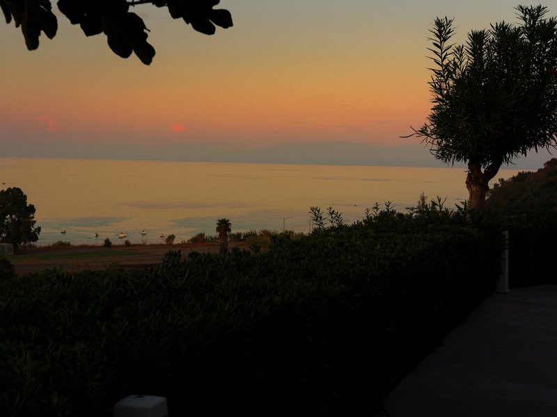 New Paradise Residence Hotel 8