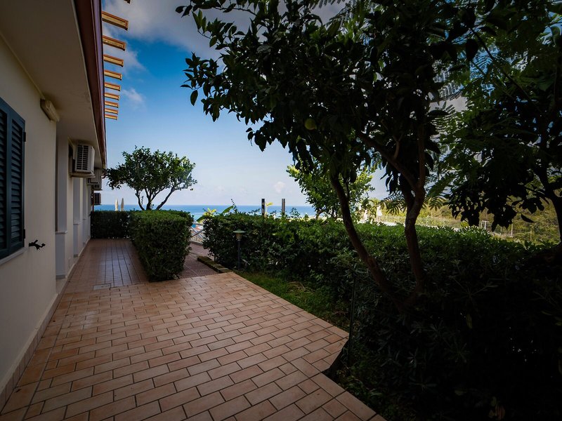 New Paradise Residence Hotel 42