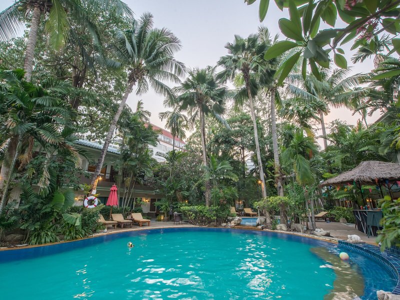 The Viridian Resort 8