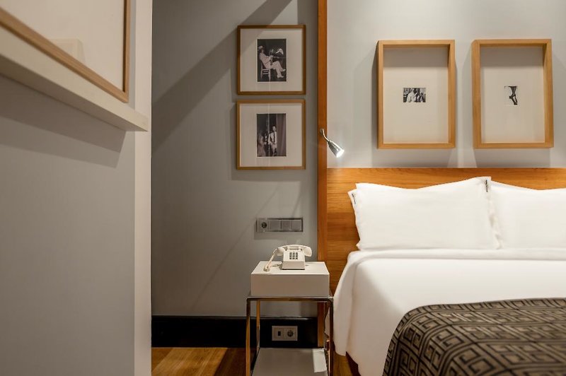 Brown´s DownTown 1 - Room Example