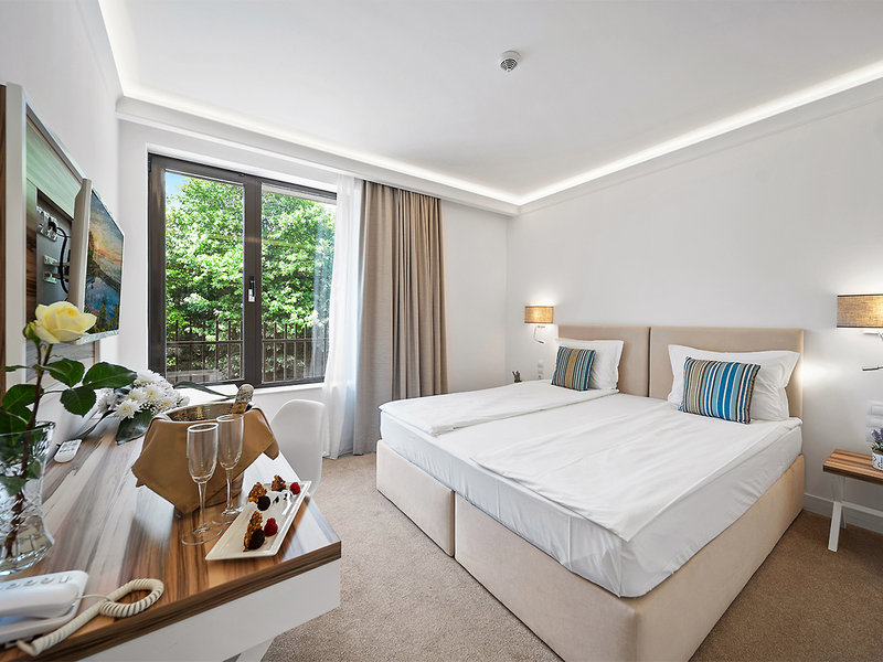 Riviera Holiday Club - Hotel Nympha 2