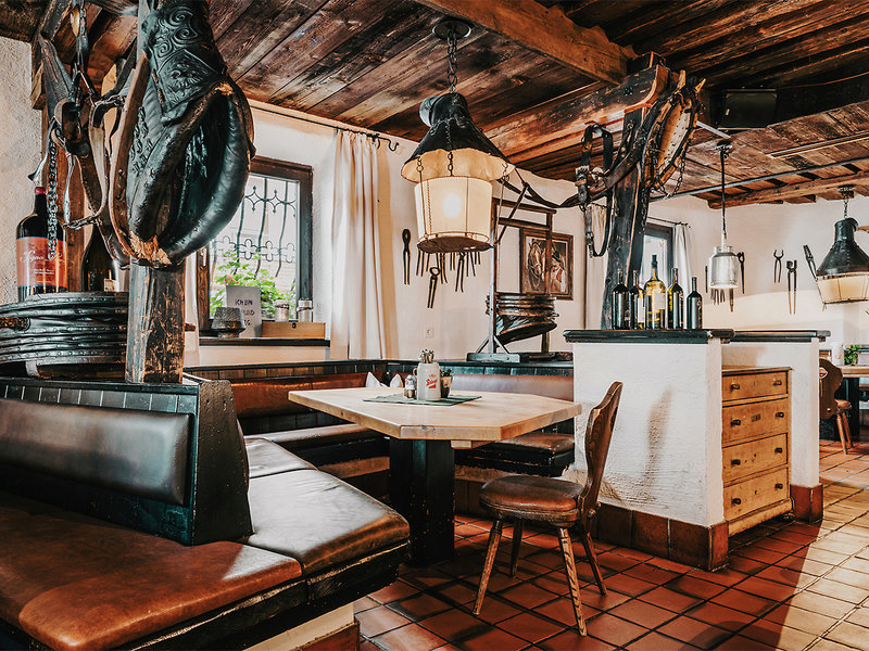 Hotel Zur Dorfschmiede 8