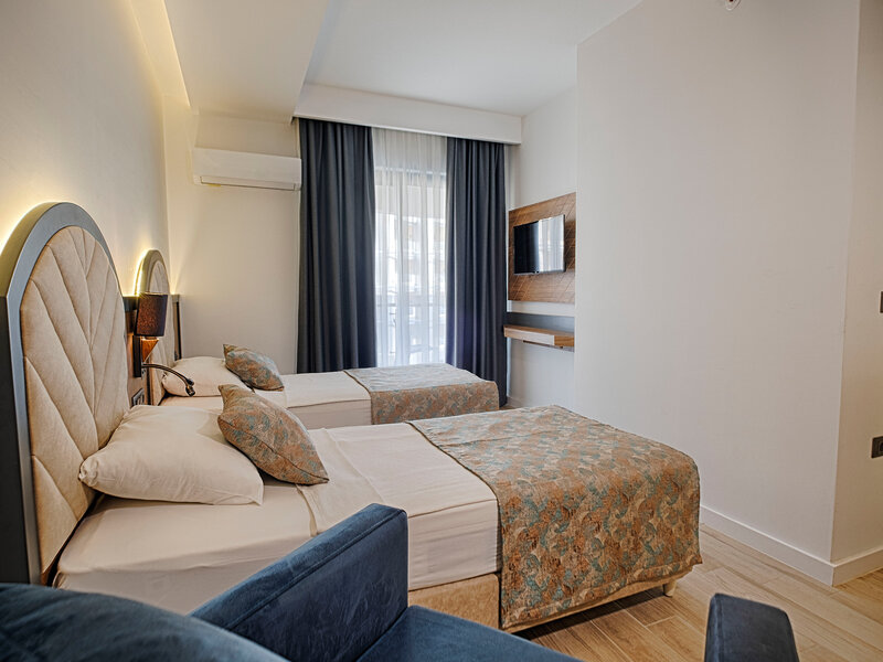 Grand Uysal Beach Hotel 13