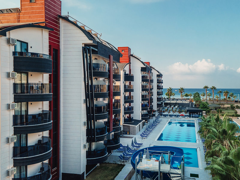 Grand Uysal Beach Hotel 10