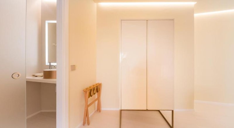Fonda Llabres 4 - Room Example