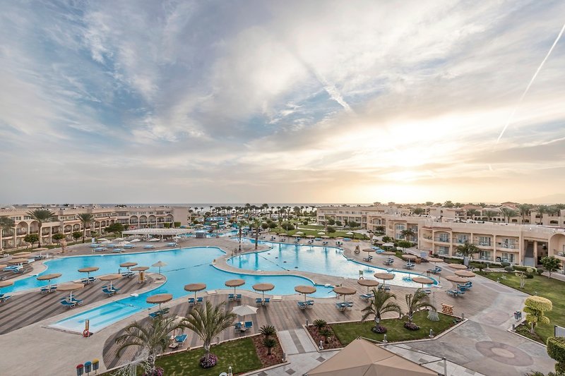 Pickalbatros Royal Moderna Resort 1