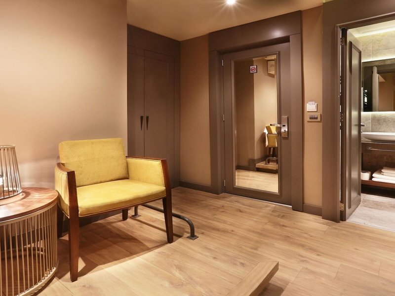 Taksim Premium Hotel 10