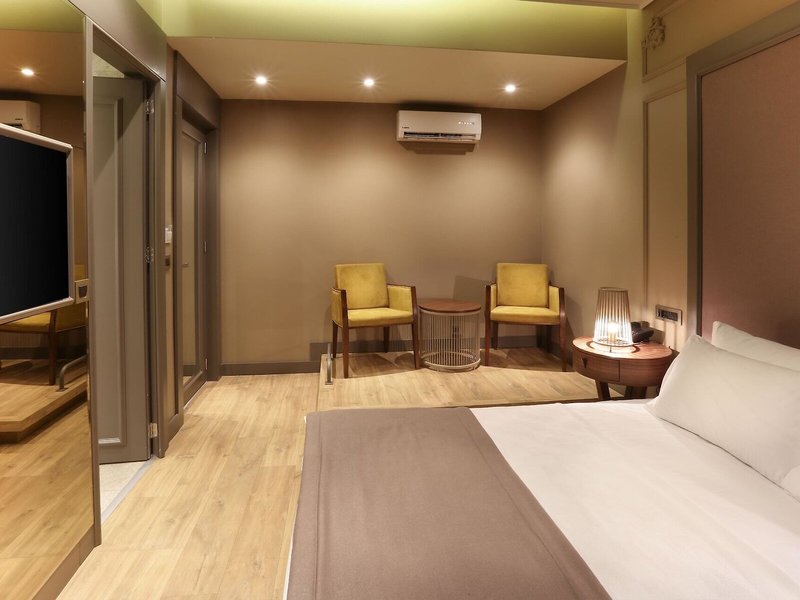 Taksim Premium Hotel 26