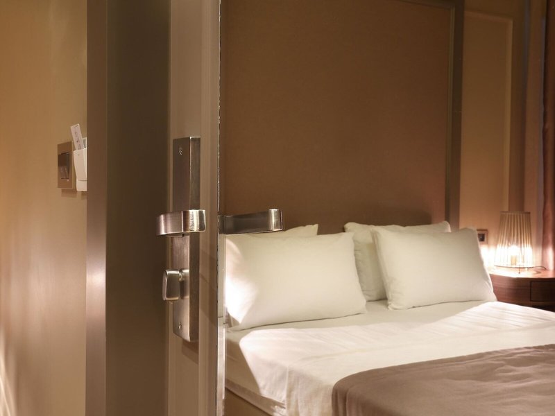 Taksim Premium Hotel 36