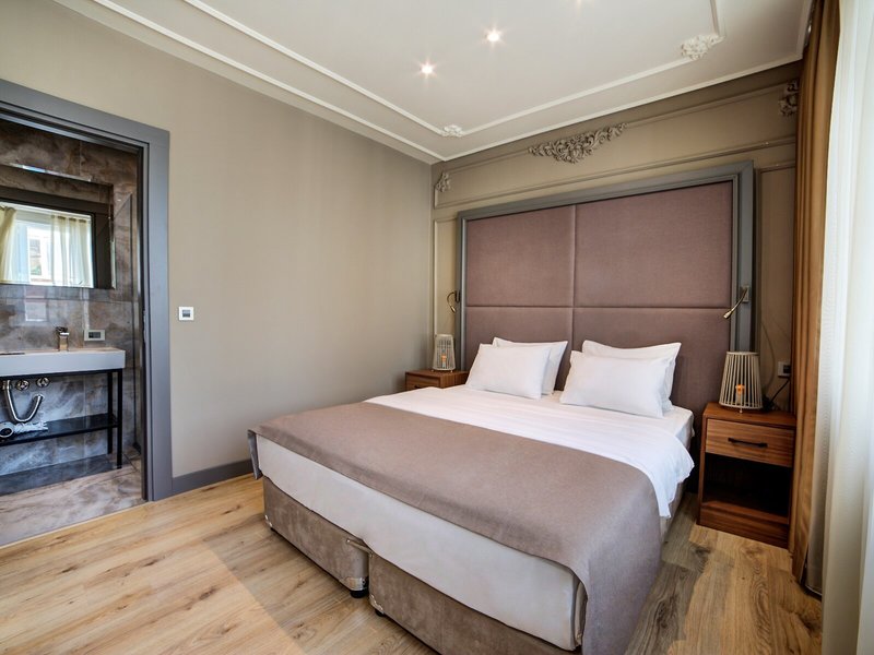 Taksim Premium Hotel 43
