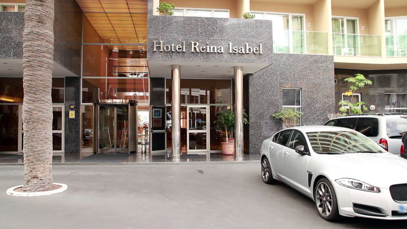 Bull Hotel Reina Isabel & Spa 1