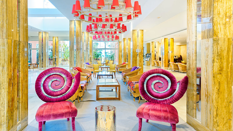 Bull Hotel Reina Isabel & Spa 8