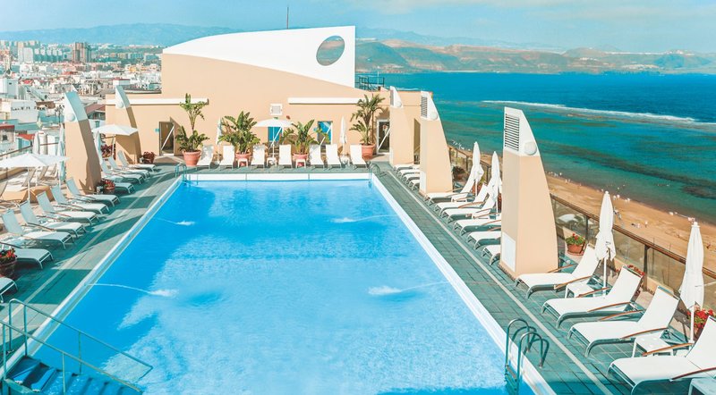 Bull Hotel Reina Isabel & Spa 1