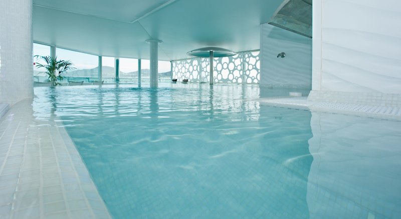 Bull Hotel Reina Isabel & Spa 4