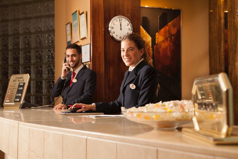 Bull Hotel Reina Isabel & Spa 9