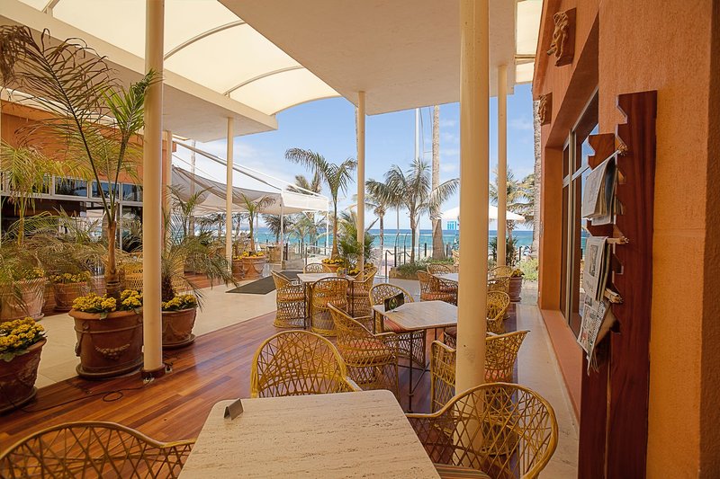 Bull Hotel Reina Isabel & Spa 13